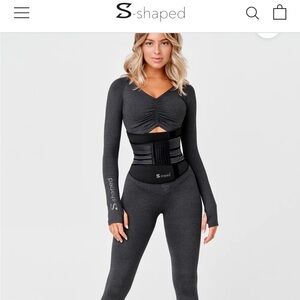 NWT S-shaped Fitness Belt